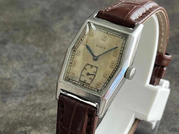 エルジン ELGIN USA製 トノーケース スモセコ レクタンギュラー