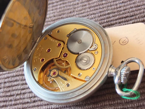 ゼニス ZENITH メカニカル 懐中時計 17石 金メッキムーブメント ポケットウオッチ 手巻き 未使用品