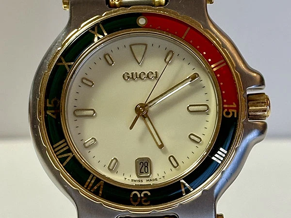 グッチ GUCCI ダイバーズウォッチ グッチカラーベゼル ギャランティカード・25年GUCCIにてオーバーホール済み・明細書付属