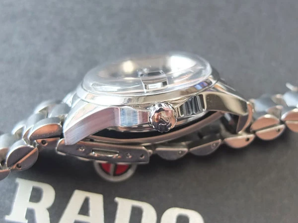 ラドー RADO ゴールデンホース クロノメーター 復刻版 自動巻き 25石 オートマチック 黒文字盤 BOX付 説明書、保証書類が付属