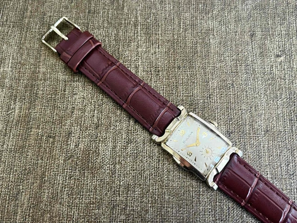 ブローバ BULOVA レクタンギュラー スモールセコンド メンズモデル NEWYORK USA製