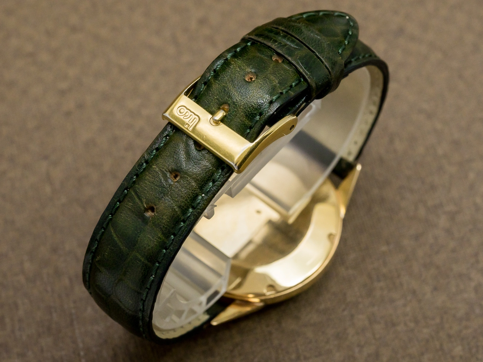 ARNO 2レジスター クロノグラフ 手巻き 17JEWELS  アイボリー ギョウシェダイヤル 18KYG 重量48g ANTIMAGNETIC SWISS MVt.  [ 代行おまかせコース ]