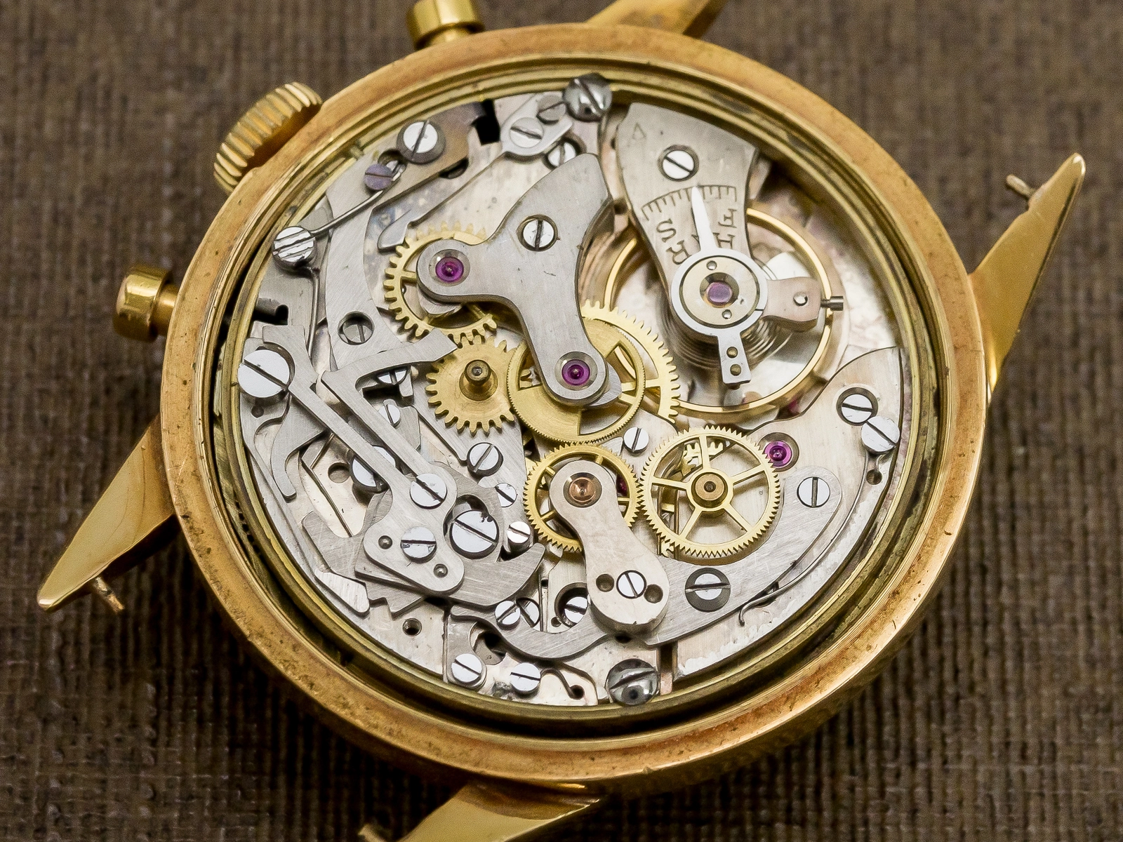 ARNO 2レジスター クロノグラフ 手巻き 17JEWELS  アイボリー ギョウシェダイヤル 18KYG 重量48g ANTIMAGNETIC SWISS MVt.  [ 代行おまかせコース ]