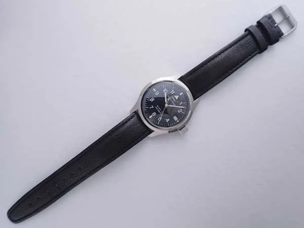 IWC マーク12 MARK XII 未使用品 希少 付属品完備 トリチウム夜光・美焼 け ルクルトムーブメント 耐磁時計 36石 国際保証書カード付属