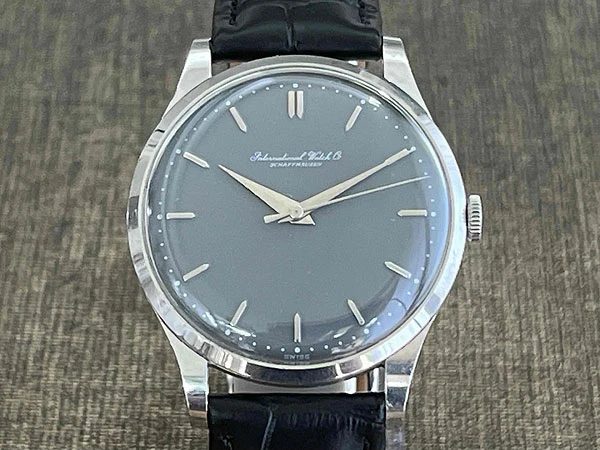 IWC オールドインター マットグレーダイヤル Cal.89 筆記体ロゴ 弾丸インデックス