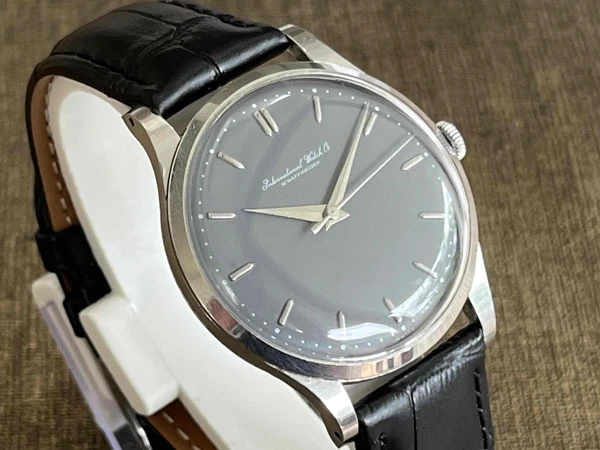 IWC オールドインター マットグレーダイヤル Cal.89 筆記体ロゴ 弾丸インデックス