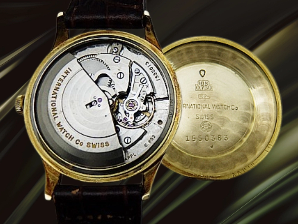 IWC オールドインター Cal.853 重量35g 18KYG 金無垢 筆記体ロゴ ホワイトダイヤル オートマチック INTERNATIONAL WATCH Co. [代行おまかせコース]