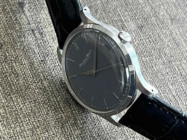 IWC オールドインター マットグレーダイヤル Cal.89 筆記体ロゴ 弾丸インデックス