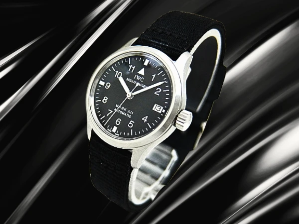IWC パイロットウォッチ マーク12 Ref.IW4421 Cal.964 SS ブラックダイヤル 社外ベルト装着 オートマチック レディース・ボーイズサイズ ギャラカード・IWC尾錠付属 Pilot's Watch Mark XII Ladies [代行おまかせコース]