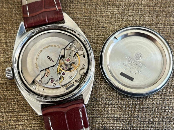 IWC ヨットクラブ Yacht Club シルバーダイヤル ジェラルドジェンタデザインモデル