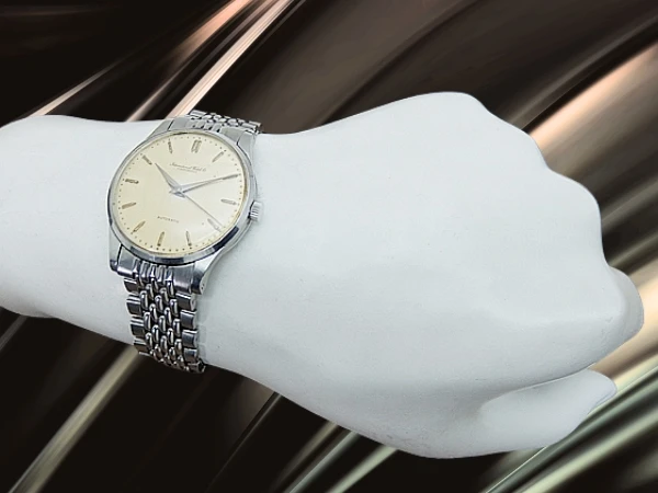 IWC オールドインター Cal.853 SS 筆記体ロゴ パティナダイヤル 社外製7連ブレス装着 オートマチック INTERNATIONAL WATCH Co. [代行おまかせコース]