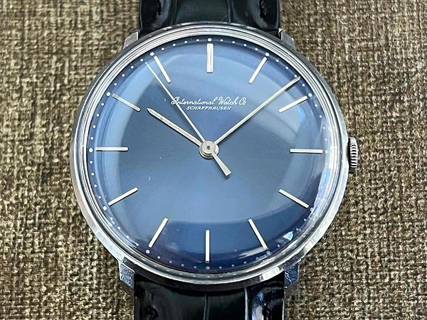 IWC オールドインター ブルーダイヤル Cal.401 筆記体ロゴ