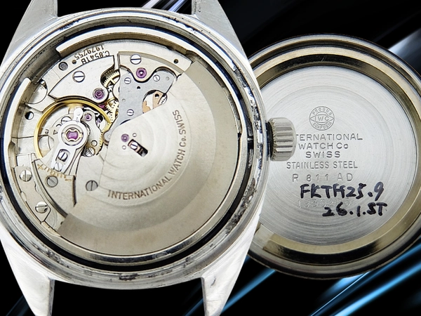 IWC ヨットクラブ Ref.811AD ペラトン式 Cal.8541B SS お魚リューズ ネイビーブルーダイヤル ゲイフレヤー社製7連ジュビリーブレスブレスレット装着 オートマチック INTERNATIONAL WATCH Co. Yacht Club GAY FRERES [代行おまかせコース]