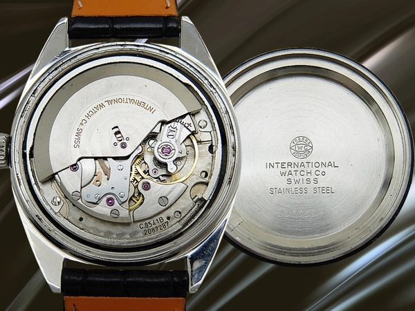 IWC ヨットクラブ ペラトン式 Cal.8541B SS お魚リューズ シルバーダイヤル IWCサントーニ社製レザーストラップ+尾錠装着 オートマチック INTERNATIONAL WATCH Co. Yacht Club [代行おまかせコース]