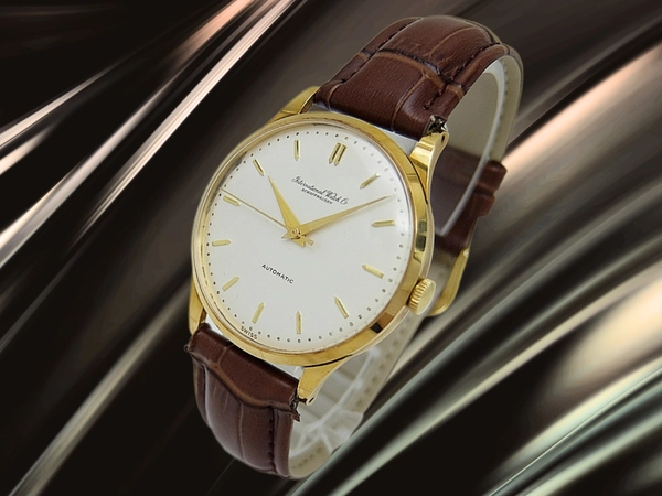 IWC オールドインター Cal.853 重量36g 18KYG 金無垢 筆記体ロゴ シルバーダイヤル オートマチック INTERNATIONAL WATCH Co. [代行おまかせコース]