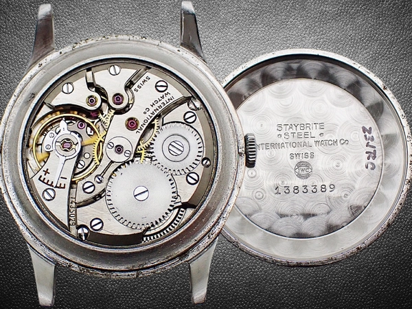 IWC オールドインター Cal.89 SS ラウンド パティナ モレラート製レザー装着 手巻き INTERNATIONAL WATCH Co. [代行おまかせコース]