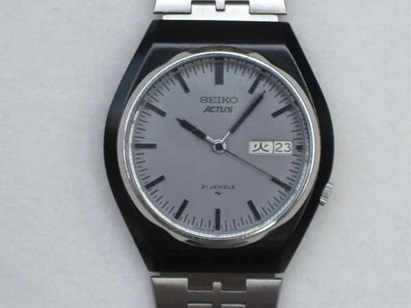 セイコー ACTUS 7019-8120 21石 ブラックケース オートマチック ダブルカレンダー 自動巻き 亀戸工場 SEIKO