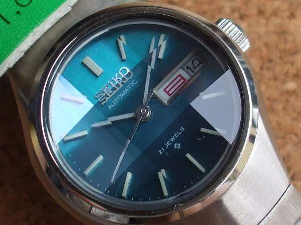 SEIKO 未使用レトロセイコー純正（AA50B)腕時計スチールベルト19ミリ　Y900