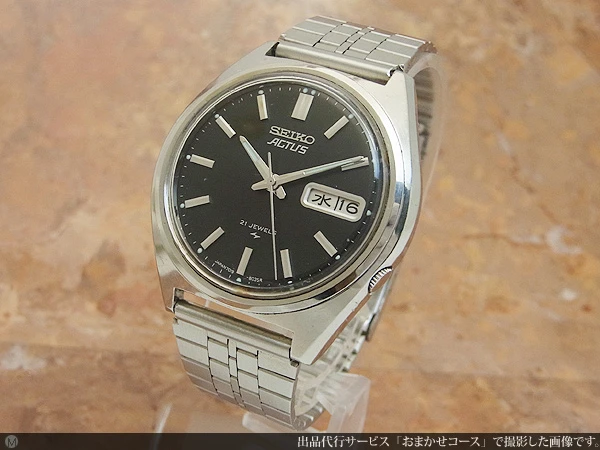 セイコー SEIKO アクタス ACTUS　精悍なブラックダイヤル オートマチック 7019-8010 21石 デイデイト 自動巻き