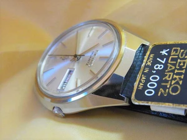 セイコー SEIKO 1972年製 未使用品 38クォーツ 諏訪セイコー製 未使用 アンティークの38系クォーツの稀少品