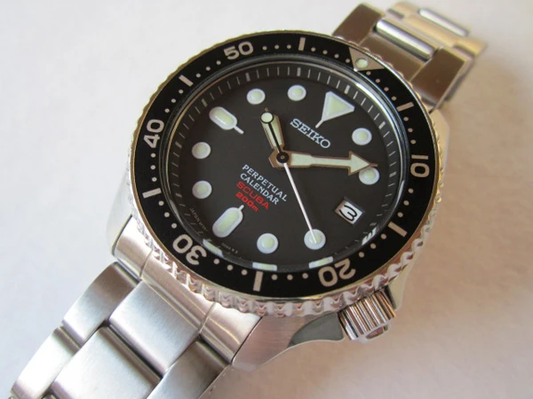 セイコー ダイバー SBCM023 未使用 SCUBA 200m 8F35-00A0 前期 クオーツ パーペチュアルカレンダー デッドストック SEIKO PERPETUAL CALENDER 箱、巻きタグ、説明書、保証書付属