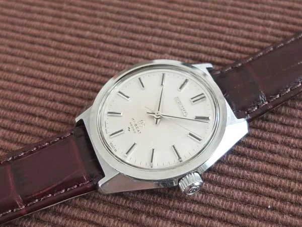 セイコー 美品 GRAND SEIKO グランドセイコー 4520 手巻き