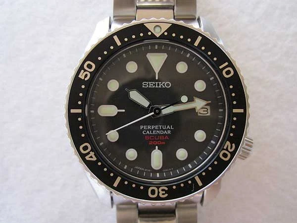 セイコー ダイバー SBCM023 SCUBA 200m 8F35-00A0 前期 クオーツ パーペチュアルカレンダー SEIKO PERPETUAL CALENDER