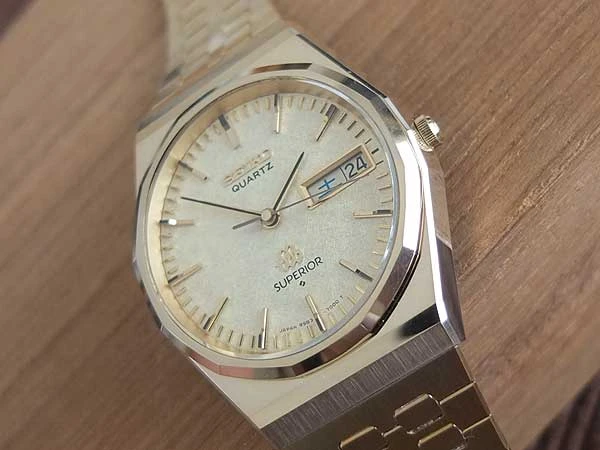 セイコー 美品 スーペリア ツインクォーツ 9983-7000 BOX付 SEIKO