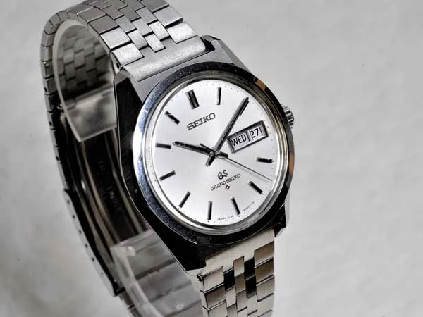 SEIKO グランドセイコー GRAND SEIKO 初期型 ハイビート  (10振動)　6146-8000 ブレスレット仕様 使用頻度の少ない一品 OH施工店領収書付属