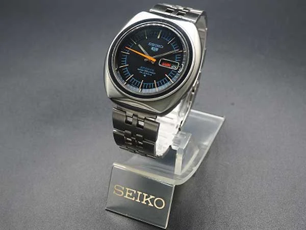 SEIKO セイコー ファイブ スポーツ 23石 濃紺 70年代 ステンレスベルト付き