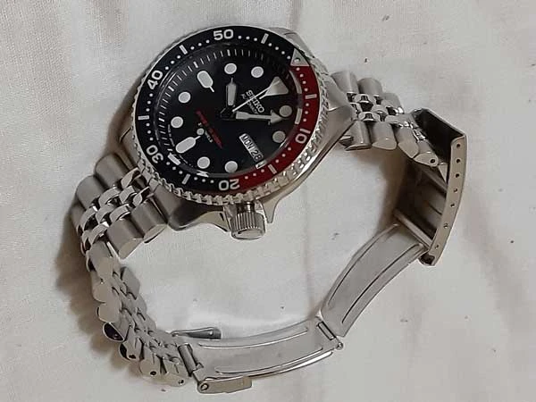 セイコー 200m ダイバーズウオッチ 日本製 ネイビーボーイ SKX009