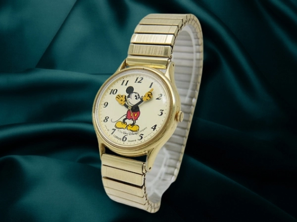 セイコー ローラス V515-6000 GF/SS パイアイ ミッキーマウス エクスパンドブレス仕様 クオーツ SEIKO LORUS WALT DISNEY COMPANY [代行おまかせコース]