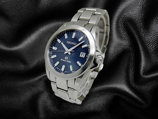 グランドセイコー SBGF019 8J56-8020 SS ブルーダイヤル 獅子の紋章 クオーツ GSブレス仕様 GRAND SEIKO Quartz [代行おまかせコース]