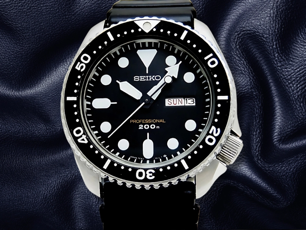 セイコー プロフェッショナル ダイバー 200m 7C43-7010 SS ブラックダイヤル 蛇腹式ウレタンベルト クオーツ SEIKO PROFESSIONAL DIVER [代行おまかせコース]