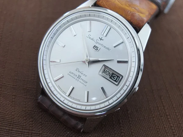 セイコー SEIKO スポーツマチック ファイブ デラックス Sportsmatic 5 Deluxe 7606-7971オートマチック 23石 デイデイト ステンレスSSモデル 美品 未使用品