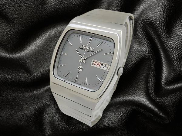 セイコー グランドクオーツ 9256-5000 SS トノー グレーダイヤル GQブレス仕様 ツインクオーツ SEIKO GRAND QUARTZ [代行おまかせコース]