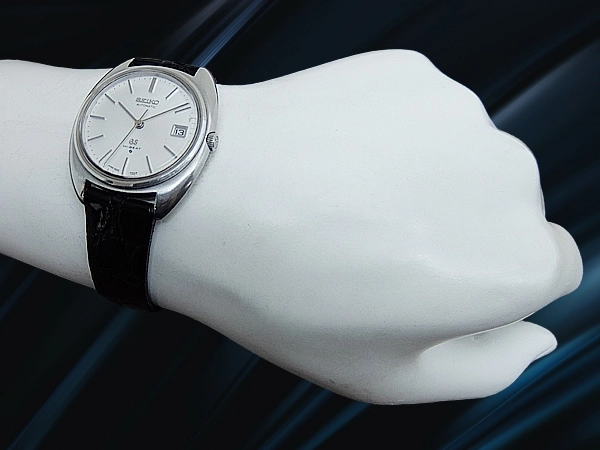 グランドセイコー 5645-7000 SS  シルバーダイヤル GSメダリオン SEIKOベルト オートマチック GS基準合格証明書付属 GRAND SEIKO 56GS [代行おまかせコース]