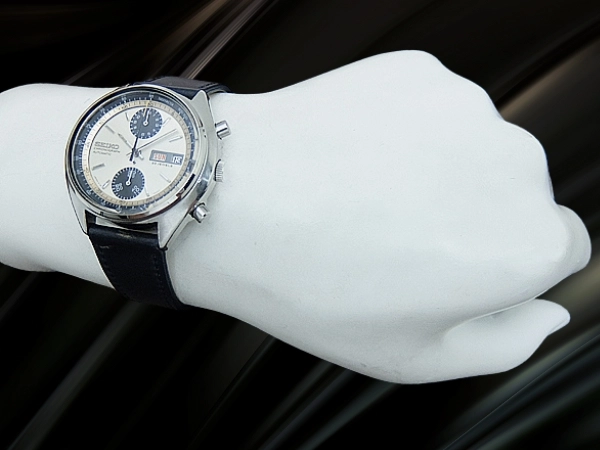 セイコー クロノグラフ ベビーパンダ 23石 6138-8000 Cal.6138B SS シルバーダイヤル オートマチック CHRONOGRAPH [代行おまかせコース]