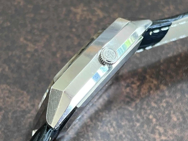 グランドセイコー GRANDSEIKO 5645-5010 ブルーダイヤル バレル型ケース56GS ハイビート