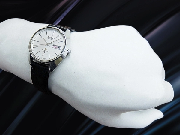 グランドセイコー スペシャル 6156-8000 SS シルバーダイヤル デイデイト GSメダリオン オートマチック GRANDSEIKO SPECIAL 61GS [代行おまかせコース]