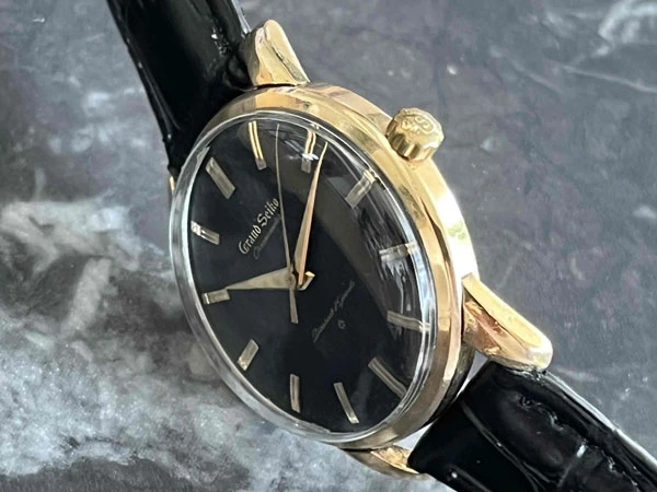グランドセイコー ファーストモデル J14070 ブラックダイヤル Cal.3180 14K GOLD FILLED CHRONOMETER 獅子メダリオン