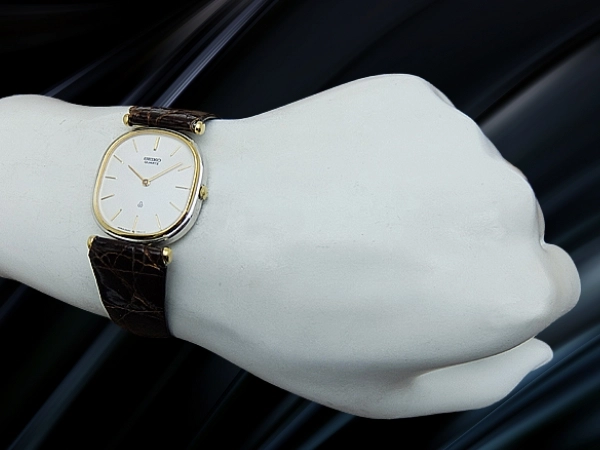 セイコー 薄型 クオーツ 2620-5470 SGP/PDP/SS オーバル シルバーダイヤル ドレスウォッチ SEIKO QUARTZ [代行おまかせコース]