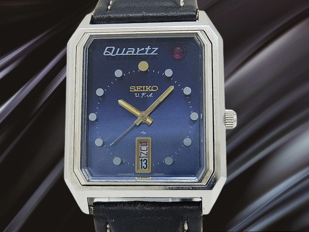 セイコー クオーツ V.F.A 3923-502A SS スクエア ブルーグラデーションダイヤル セコンドフラッシュ機能 SEIKO Quartz V.F.A. [代行おまかせコース]