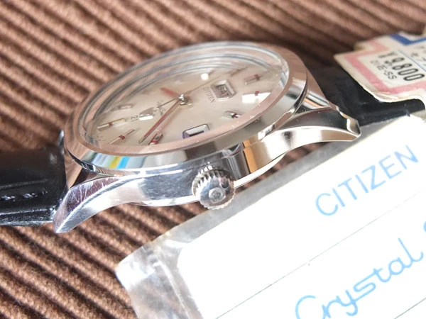 シチズン CITIZEN クリスタルセブン デイデイト 英語表記曜日カレンダー 自動巻き オートマチック 未使用品
