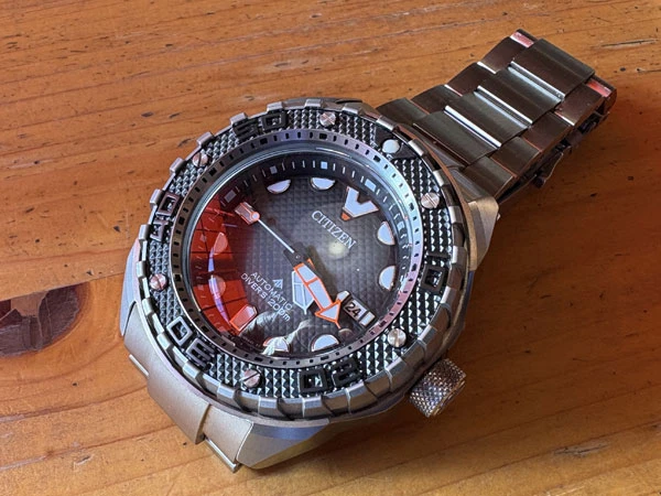 シチズン プロマスター CITIZEN PROMASTER MECHANICAL DIVER 200m 海外モデル 箱、ケース、タグ、保証書あり