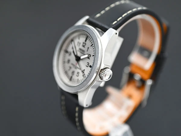 セイコー SEIKO SUS メカサス 4S15-7020 ミリタリー調 フラットベゼル シルバーダイアル オートマチック 絶版モデル