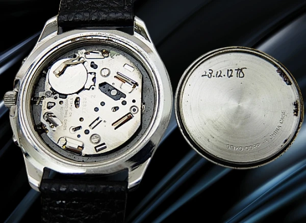セイコー クロノグラフ 7T92-0CC0 SS パンダダイヤル ベルト装着 クオーツ SEIKO CHRONOGAPH [代行おまかせコース]