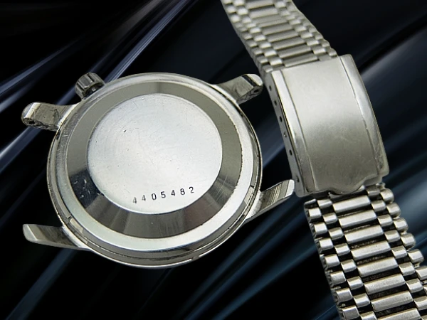 セイコー ワールドタイム 6217-7000 SS リネンシルバーダイヤル 社外ブレス装着 ファーストモデル オートマチック SEIKO WORLD TIME 1st [代行おまかせコース]