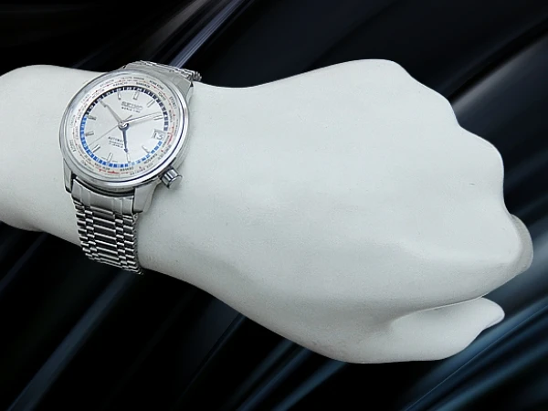 セイコー ワールドタイム 6217-7000 SS リネンシルバーダイヤル 社外ブレス装着 ファーストモデル オートマチック SEIKO WORLD TIME 1st [代行おまかせコース]