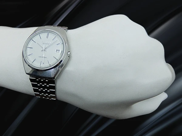 シチズン クリストロン Ref.4-880381-TA SS シルバーダイヤル デイト CQブレス装着 クオーツ CITIZEN CRYSTRON [代行おまかせコース]